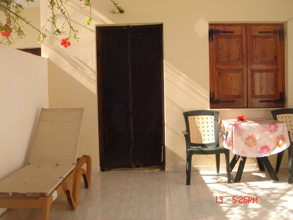 Zorbas Rooms Frangokastello Quarto foto